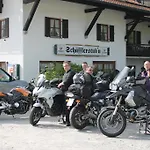 Schäfflerhof 3*