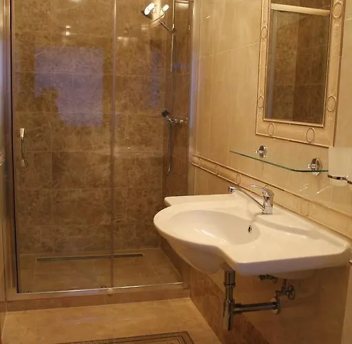 Schaefflerhof 3*